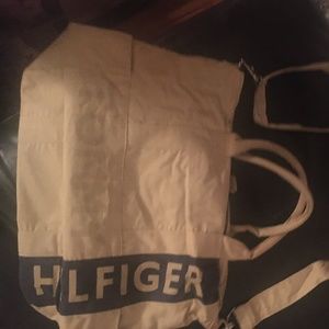 Beautiful Tommy Hilfiger large gym or travel bag